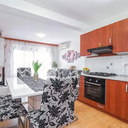Apartamento Branko B4 Poreč Exterior foto